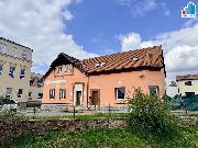 Prodej n�jemn�ho domu, centrum obce He�manova Hu�, pozemek 842 m?