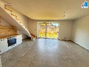 Pron�jem - Byt 3+kk se zahr�dkou a parkovac�m st�n�m � Mr�kov u Doma�lic