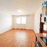 Pron�jem bytu 2+kk v Plzni, ulice Kv�tn�