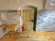 Pron�jem - Obchodn� prostory 95 m? p��mo na n�m�st� v Plan�