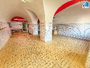 Pron�jem - Obchodn� prostory 95 m? p��mo na n�m�st� v Plan�