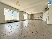 Pron�jem - Obchodn� prostory o velikosti 160 m2 v N��anech