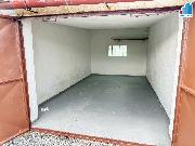 Pron�jem - Prostorn� �adov� gar�e v Dob�anech