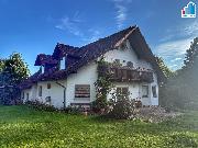 Pronjem - Rodinn dm 5+1 s pozemek 2771 m2 v klidn obci u eskho lesa