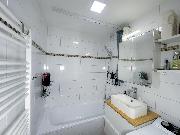 Prodej modern� zrekonstruovan�ho bytu 3+kk s lod�i�  Bukovany u Kyjova