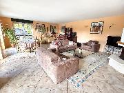 Rodinn� s�dlo v Ol�anech