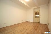 2+1, 47m2, Praha 6, Terronsk� ulice, u metra Dejvick�, 2 nepr�choz� pokoje 19m2 a 14m2