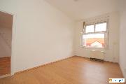 2+kk, 43m2, 2. patro cihlov�ho domu, u parku Jezerka, ulice Pod L�zn�
