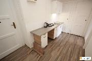 2+kk, 43m2, 2. patro cihlov�ho domu, u parku Jezerka, ulice Pod L�zn�