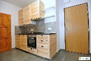Cihlov� 2+1, 50 m2 + balkon 2m2, Na Pankr�ci, Praha 4 Nusle.