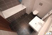 Novostavba 1+kk: 37m2 + 10m2 terasa, Praha 10 - Hostiva�, v�born� dostupnost, lesopark