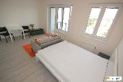 Nov�, za��zen�  byt 1+kk s balkonem, Ekocity Hostiva�