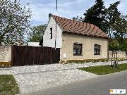Rodinn� d�m 55 m2 s pozemkem 746 m? v obci Semice