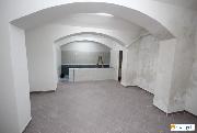 Sklad, d�lna, prostor 90m2 v suter�nu domu, Praha 3 - �i�kov
