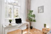 Klidn� a proslun�n� byt k pron�jmu. Pln� vybaven� 2kk, 47m2 na Vinohradech, ul. Pod Zvona�kou
