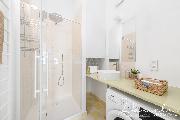 Klidn� a proslun�n� byt k pron�jmu. Pln� vybaven� 2kk, 47m2 na Vinohradech, ul. Pod Zvona�kou
