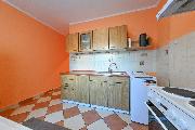 Prodej bytu 3+1 68 m2 Hrabinsk�, �esk� T��n