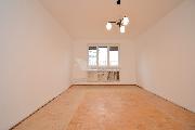 Prodej bytu 3+1 69 m2, Slezsk�, �esk� T��n