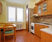 Prodej bytu 3+1/balkn, vmra 87 m2, 4 patro/4, OV, cihlov dm,  ulice Sladkovskho, Koln