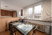 Prodej bytu 3+kk s lod�i�, balkonem a sklepem v klidn� ulici Bulharsk�, Vr�ovice, Praha 10