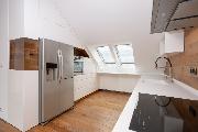 Prodej mimodnho mezonetovho bytu 4+kk, 133m2 s terasou ul. Ke Stranick, Praha 10