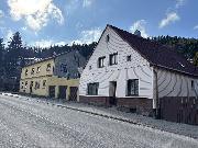 Prodej rodinn�ho domu 162 m2, pozemek 1077 m2, J. A. Komensk�ho, �acl��