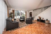 Prodej rodinn�ho domu 276 m2, pozemek 509 m2, ul. Sokolovsk�, Mochov, Praha - v�chod