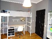 Prodej velk� bytov� jednotky v rodinn�m dom�, s gar�� a pozemkem, ulice Ji�n� II, Praha - Z�b�hlice