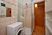 Pron�jem bytu 1+kk, v�m�ra 25 m2, 1NP/4NP, ulice Revolu�n�, Praha v�chod �estajovice