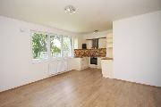Pronjem bytu 2+kk vmra 50m2, zahrada 180m2, parkovac stn, Praha 9, Vysoany, ulice Svatoovch