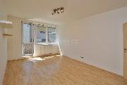 Pron�jem bytu 2+kk/B/G, v�m�ra 53 m2, 4NP/5NP, ulice U Hostavick�ho potoka, Praha 9, Hostavice
