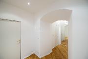 Pronjem bytu 5+kk, 169 m2 s balkonem a gar, ul. Vehrdova, Praha - Mal Strana