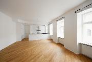 Pronjem bytu 5+kk, 169 m2 s balkonem a gar, ul. Vehrdova, Praha - Mal Strana