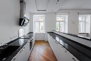 Pronjem bytu 5+kk, 169 m2 s balkonem a gar, ul. Vehrdova, Praha - Mal Strana