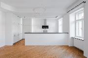 Pronjem bytu 5+kk, 169 m2 s balkonem a gar, ul. Vehrdova, Praha - Mal Strana