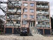 Pron�jem dvojgar�e, 28 m2, ul. Mezipol�, Praha 4 - Michle.