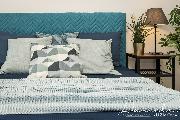 Pron�jem luxusn� vybaven�ho bytu 2+kk, 56m2, s lod�i� a parkovac�m st�n�m, v Hole�ovic�ch