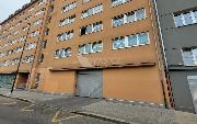 Pron�jem velk�ho parkovac�ho m�sta Praha 4 Nusle