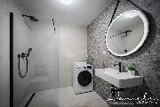 Pron�jem zcela nov�ho, designov� za��zen�ho bytu 1+kk (31 m?) � Praha 5, ul. Staroko���sk�