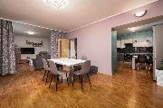 Prostorn� rodinn� d�m se zahradou 906 m? v ��dan�ch Mnichovic�ch