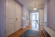V�jime�n� byt 3+1  s v�hledem na Vltavu a Tan��c� d�m