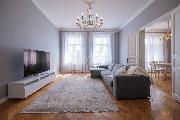 V�jime�n� byt 3+1  s v�hledem na Vltavu a Tan��c� d�m
