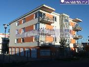 Prodej prostorného bytu 2+kk s komorou, balkonem a parkovacím stáním v Plzni na Sylvánu