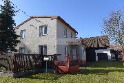 Prodej prostorn�ho RD s velkou zahradou v podh��� �esk�ho lesa v malebn�m m�ste�ku Pob�ovice