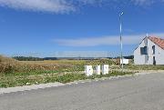 Prodej slunn�ho stavebn�ho pozemku v �n�ov� se stavebn�m povolen�m
