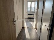 Pron�jem slunn�ho bytu 1+kk s balkonem po rekonstrukci v Plzni - Doubravce