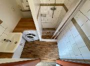 Pron�jem slunn�ho bytu 1+kk s balkonem po rekonstrukci v Plzni - Doubravce