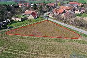 Prodej stavebnho pozemku o vme 1713 m2 v Chotinch