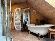 Pron�jem luxusn�ho bytu 3+1, 68 m2, se zahradou, ul. Hradeck� Holice
