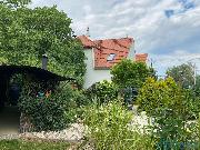 Pron�jem luxusn�ho bytu 3+1, 68 m2, se zahradou, ul. Hradeck� Holice